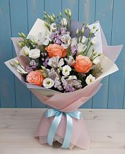 Букет цветов из:  Лизиантусы, Розы, Альстромерии и Гипсофила в Октябрьском Ставропольского края