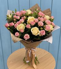 Букет цветов из:  Розы в Октябрьском Ставропольского края